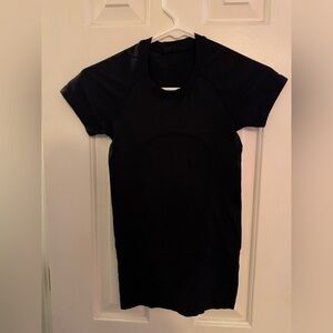 Lululemon Womens Swiftly Tech Short Sleeve Black Size 0